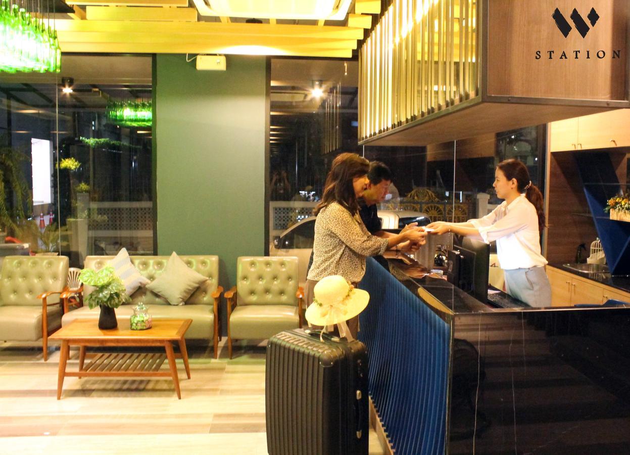 W Station Hotel Bangkok Ngoại thất bức ảnh